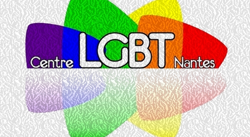 Saint-Nazaire Bleu Marine répond aux LGBT