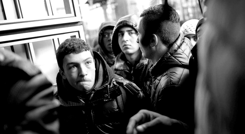 Immigrés clandestins, retournez chez vous