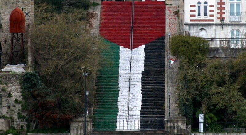 Une fresque palestinienne… applaudie par la gauche